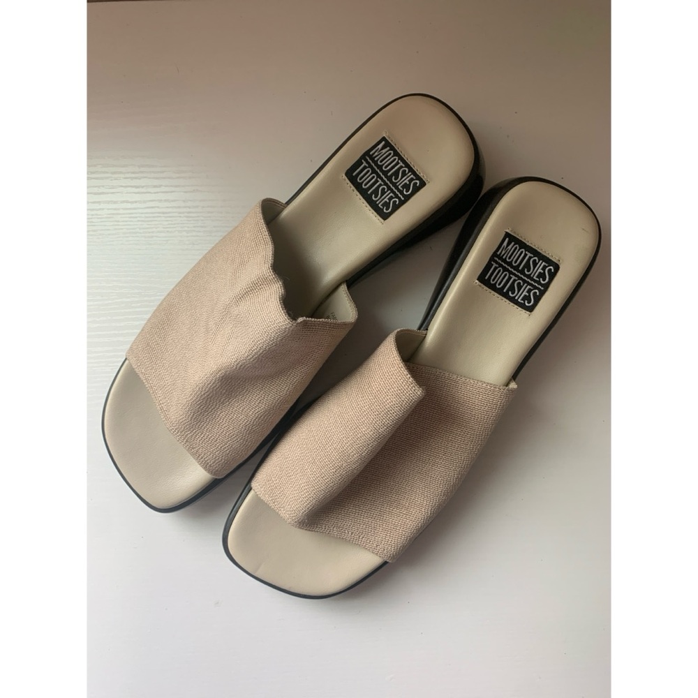 Mootsies Tootsies Beige Waikiki Slides Women’s 9.5